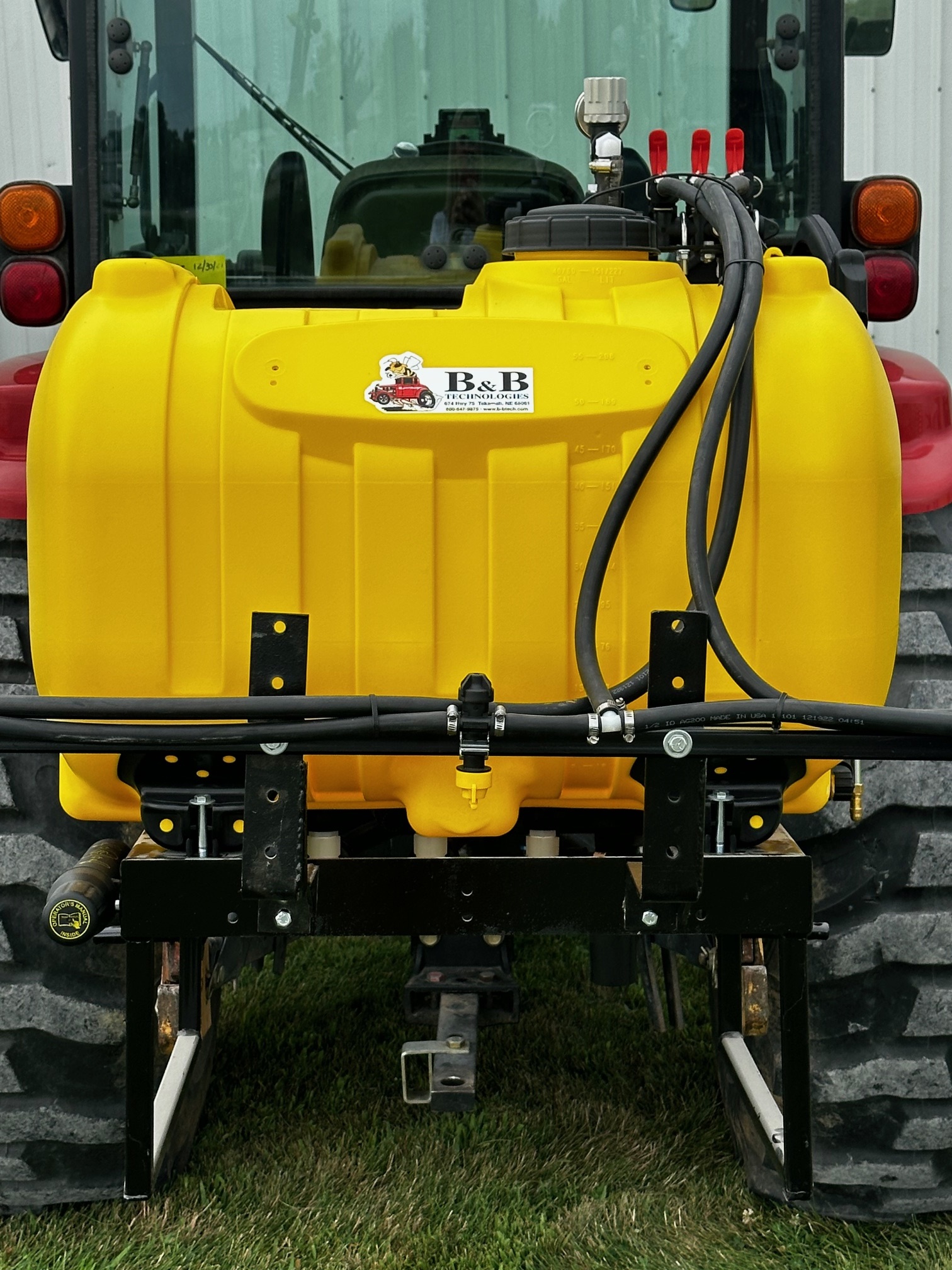 3PT 60 Gallon Hitch Sprayer - Image 3